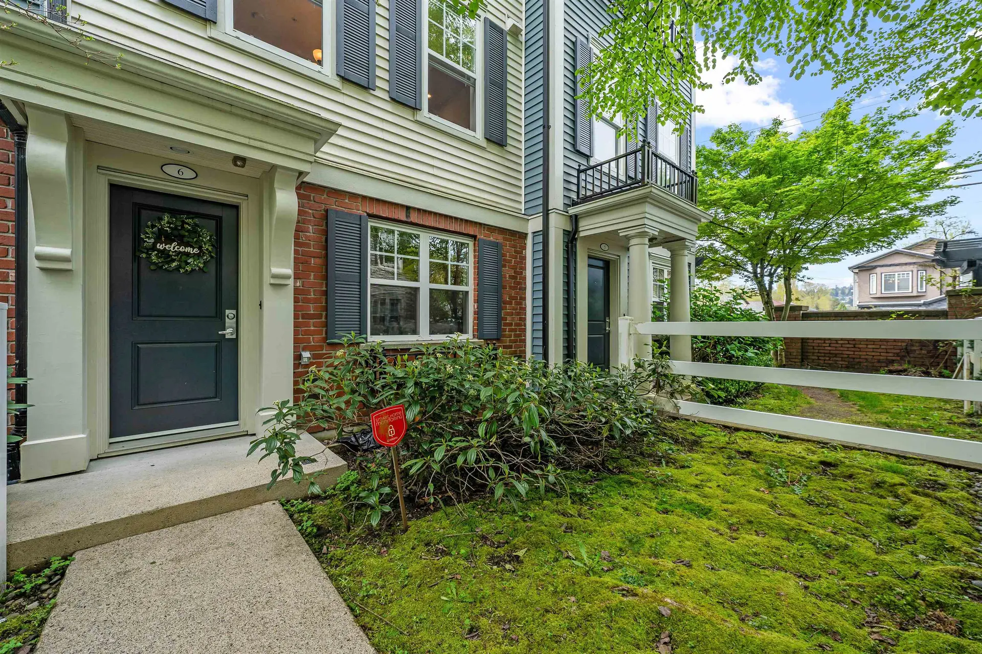#6 2495 Davies Avenue