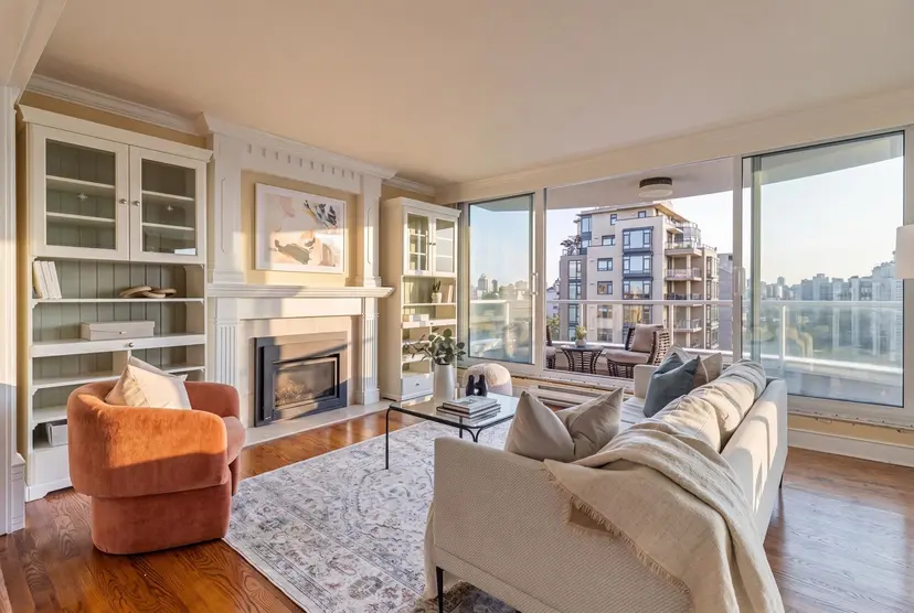 Property at ••• W 39th Avenue, Vancouver, BC