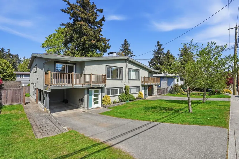Property at ••• 6 Avenue, Delta, BC
