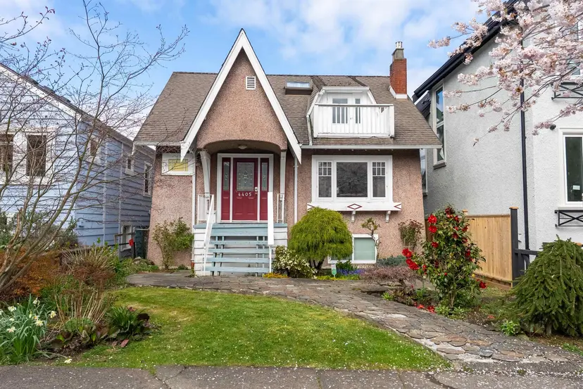 Property at ••• W 9th Avenue, Vancouver, BC