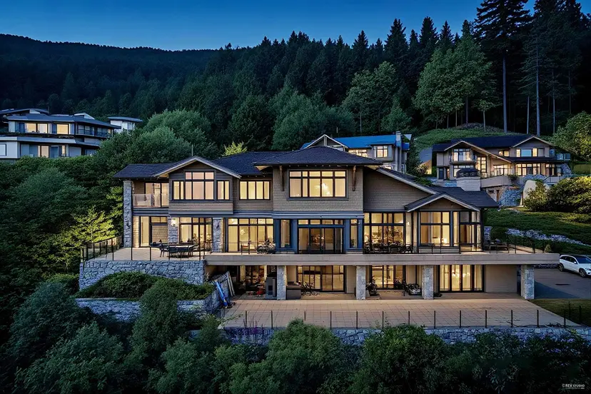 Property at ••• Highview Place, West Vancouver, BC