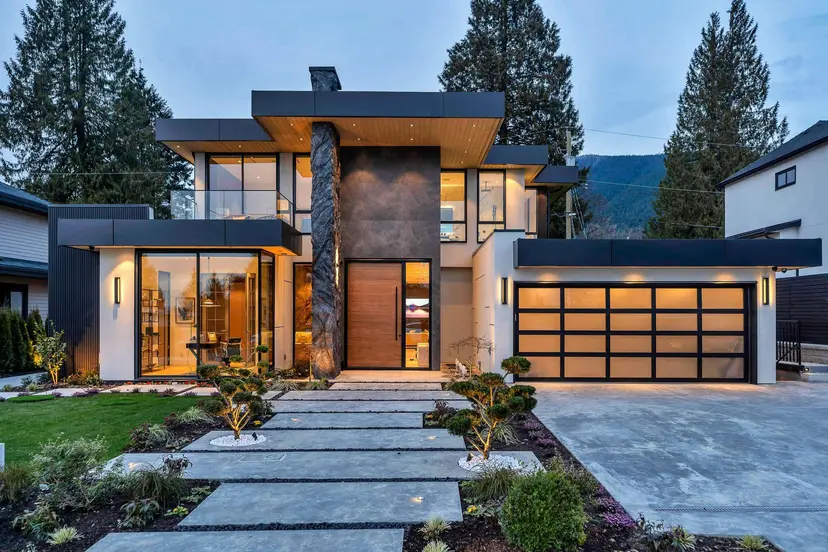 Property at ••• Wentworth Avenue, North Vancouver, BC