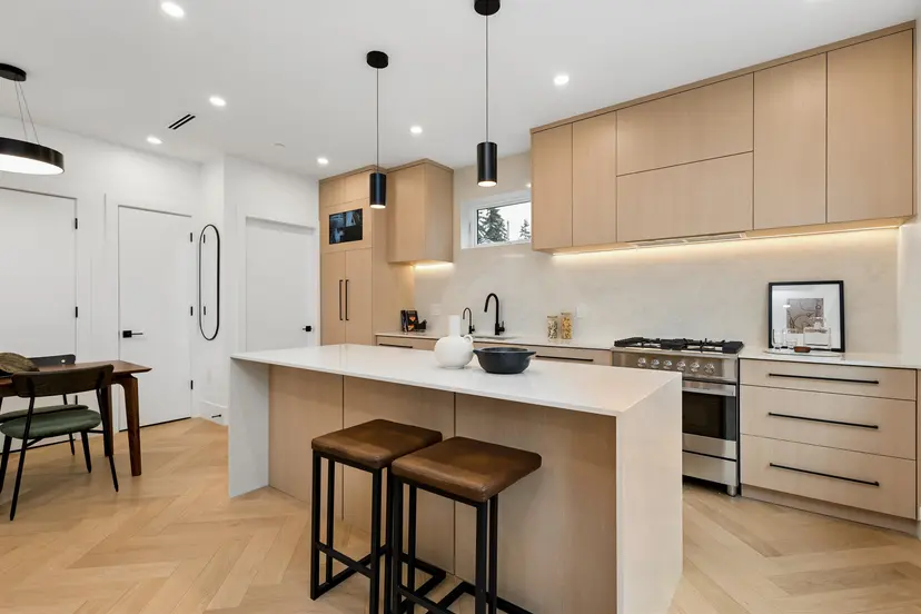 Property at ••• E 46th Avenue, Vancouver, BC
