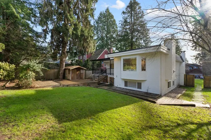 Property at ••• Swinburne Avenue, North Vancouver, BC