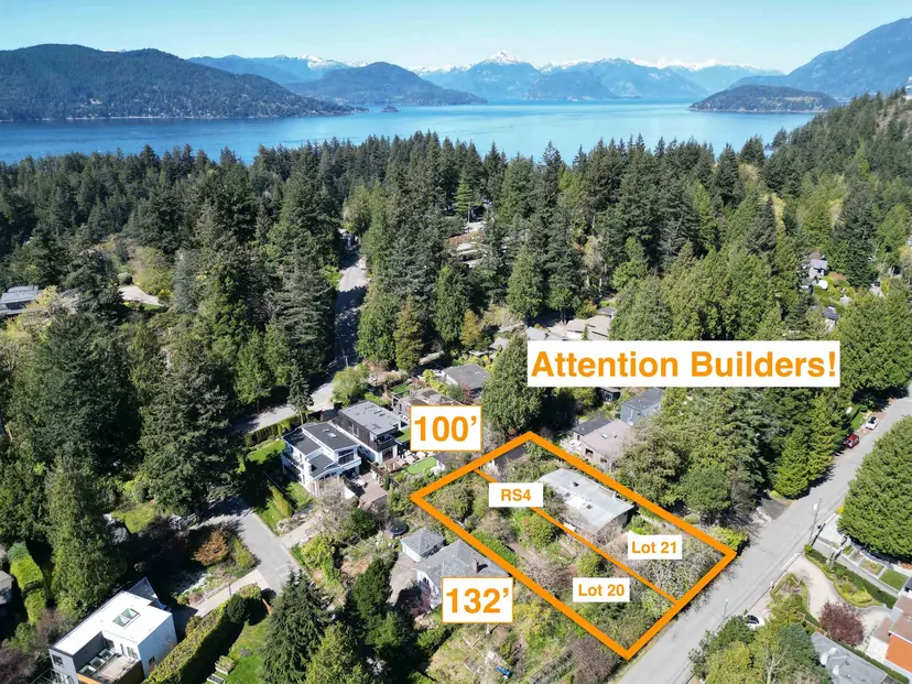 Property at ••• Wellington Avenue, West Vancouver, BC