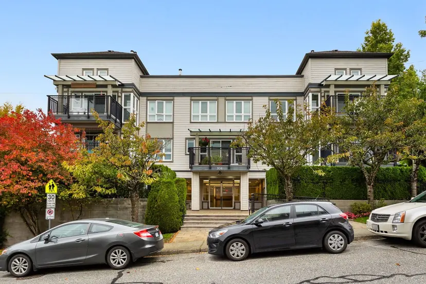 Property at ••• W Kings Road, North Vancouver, BC