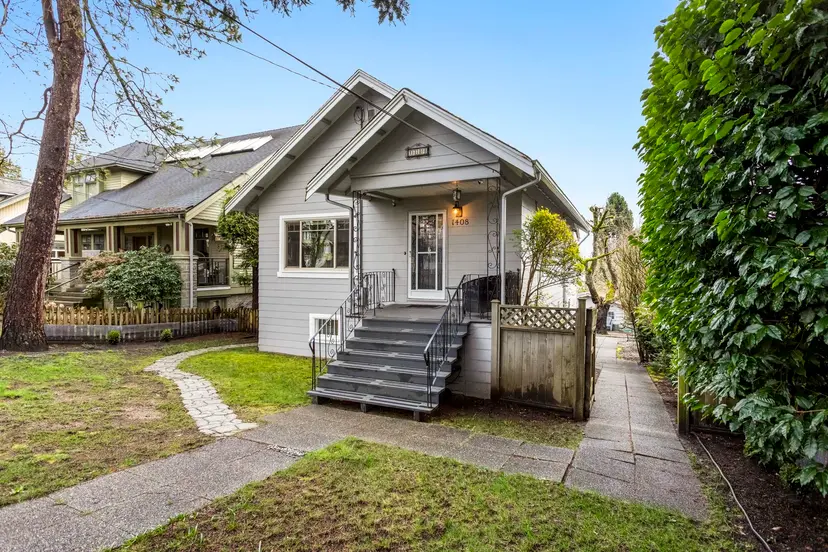 Property at ••• Edinburgh Street, New Westminster, BC