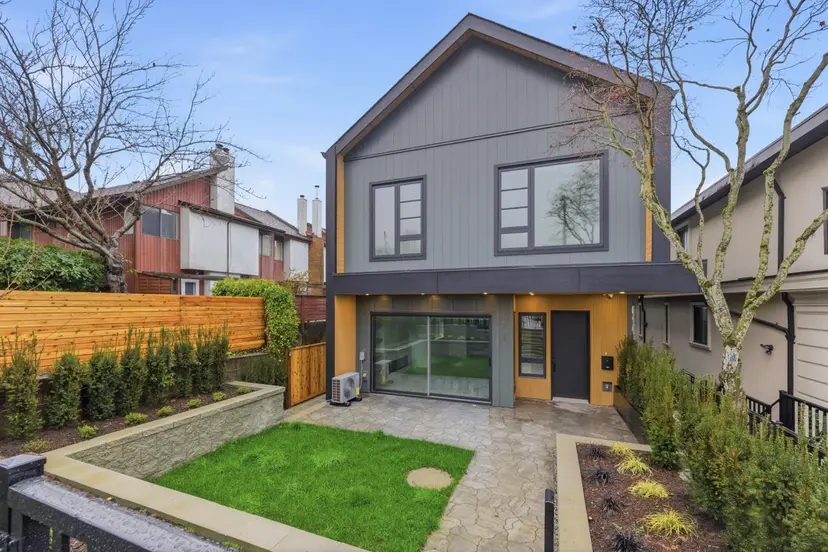 Property at ••• E 31st Avenue, Vancouver, BC