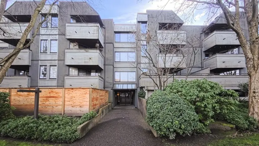 Property at ••• W 10th Avenue, Vancouver, BC