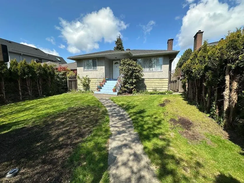 Property at ••• E 27 Avenue, Vancouver, BC