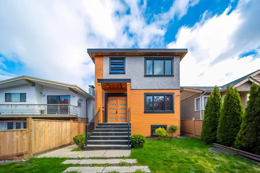 Property at ••• E 7th Avenue, Vancouver, BC