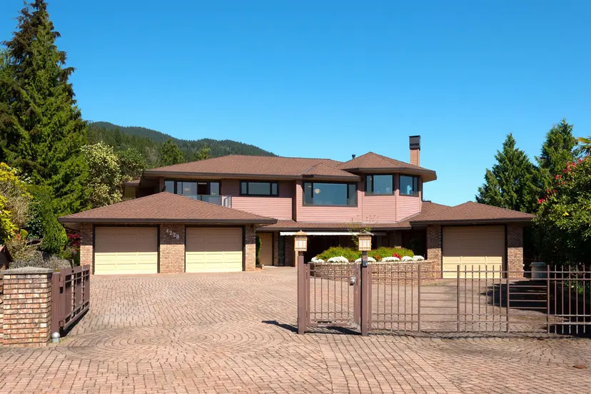 Property at ••• Rockridge Crescent, West Vancouver, BC