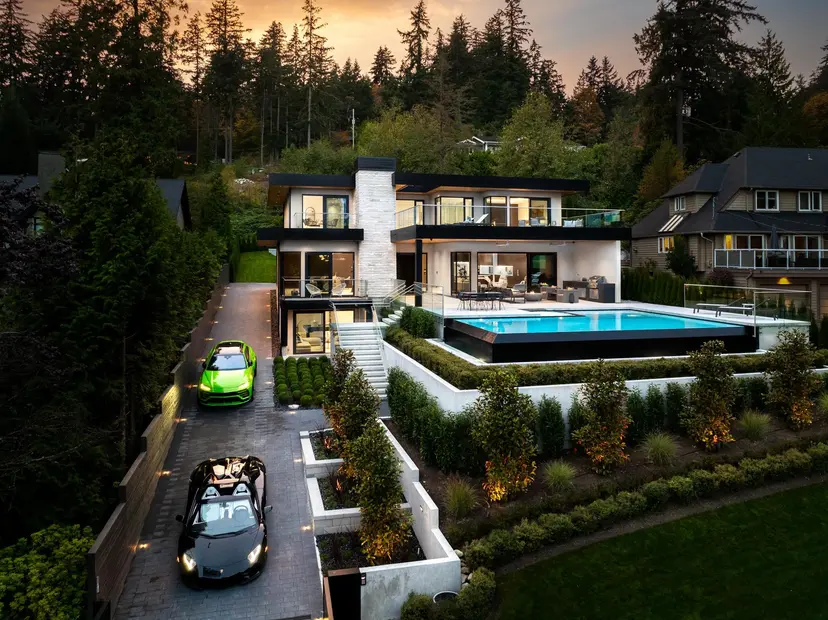 Property at ••• Hillcrest Street, West Vancouver, BC