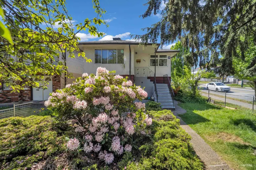Property at ••• E 27th Avenue, Vancouver, BC